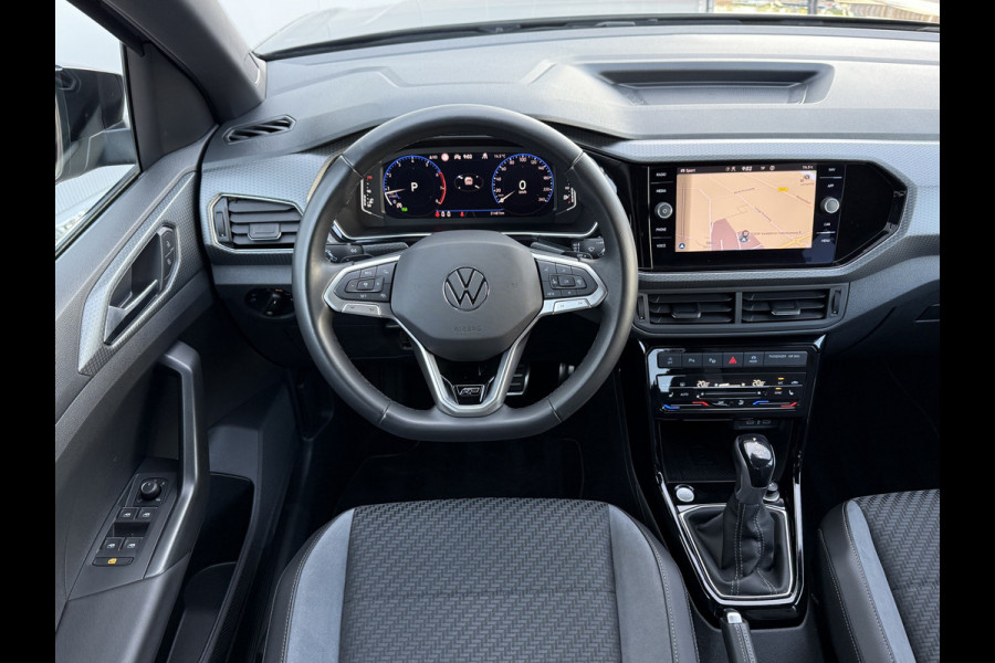 Volkswagen T-Cross 1.5 TSI 150pk DSG R-Line | Acc | Lane | Camera Volkswagen T-Cross 1.5 TSI 150pk DSG R-Line | Acc | Lane | Camera