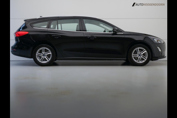 Ford FOCUS Wagon 1.0 EcoBoost Sport Edition Business (APPLE CARPLAY,LED VERLICHTING,PARKEERSENOREN,CAMERA,LM-VELGEN,TOPCONDITIE)