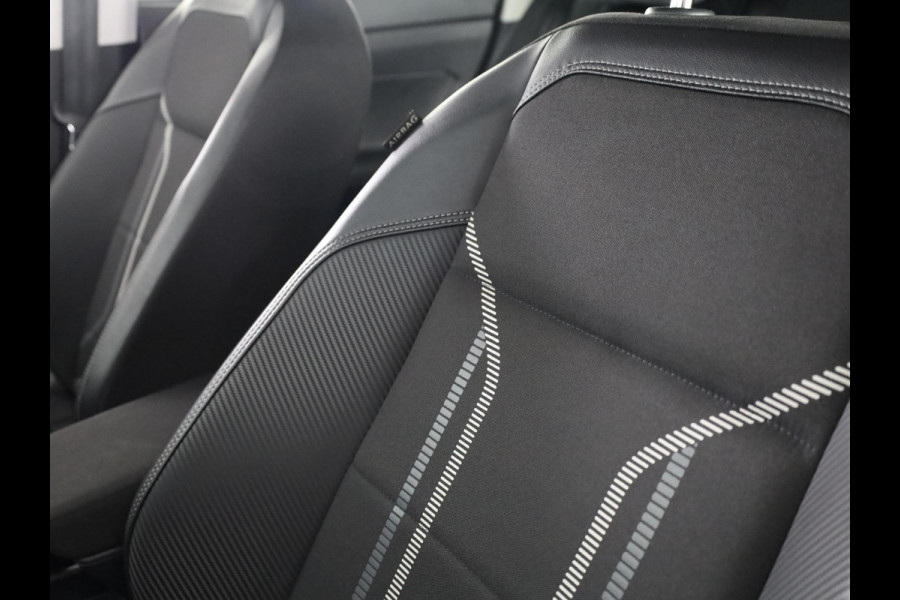 Volkswagen Taigo 1.0 TSI Style 110PK | Automaat (DSG) | Navigatie | Camera | Keyless entry | Stoelverwarming