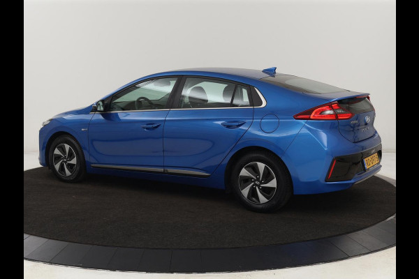 Hyundai IONIQ 1.6 GDi Comfort | Xenon | Carplay | Camera | Adaptive cruise | Keyless | Navigatie | Parkeerhulp | Climate control