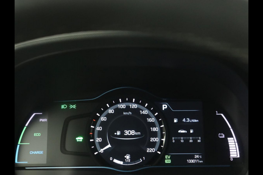 Hyundai IONIQ 1.6 GDi Comfort | Xenon | Carplay | Camera | Adaptive cruise | Keyless | Navigatie | Parkeerhulp | Climate control