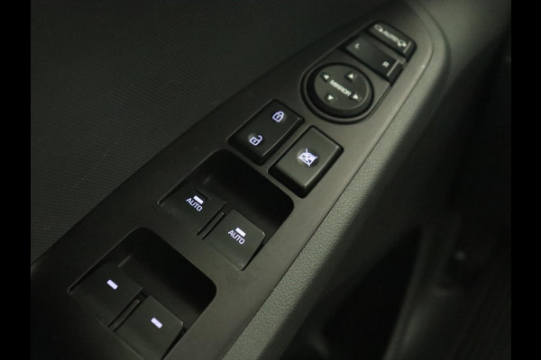 Hyundai IONIQ 1.6 GDi Comfort | Xenon | Carplay | Camera | Adaptive cruise | Keyless | Navigatie | Parkeerhulp | Climate control