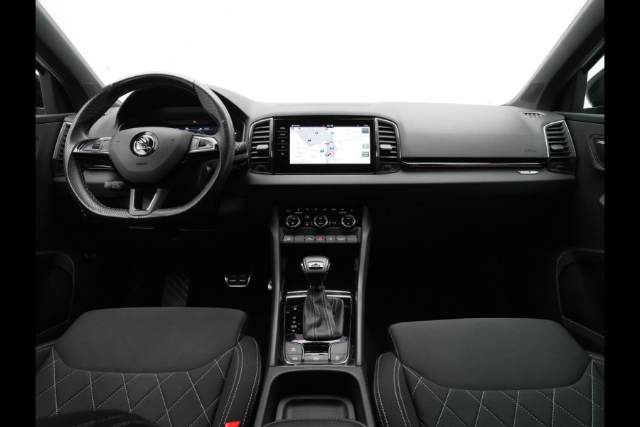 Škoda Karoq 1.5 TSI ACT 150pk DSG Sportline Business Navigatie CantonSound Stoelverwarming Camera Carplay Sideassist 199
