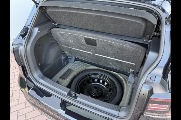 Volkswagen T-Cross 1.5 TSI 150pk DSG R-Line | Acc | Lane | Camera Volkswagen T-Cross 1.5 TSI 150pk DSG R-Line | Acc | Lane | Camera