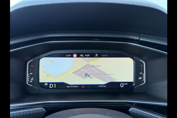 Volkswagen T-Cross 1.5 TSI 150pk DSG R-Line | Acc | Lane | Camera Volkswagen T-Cross 1.5 TSI 150pk DSG R-Line | Acc | Lane | Camera