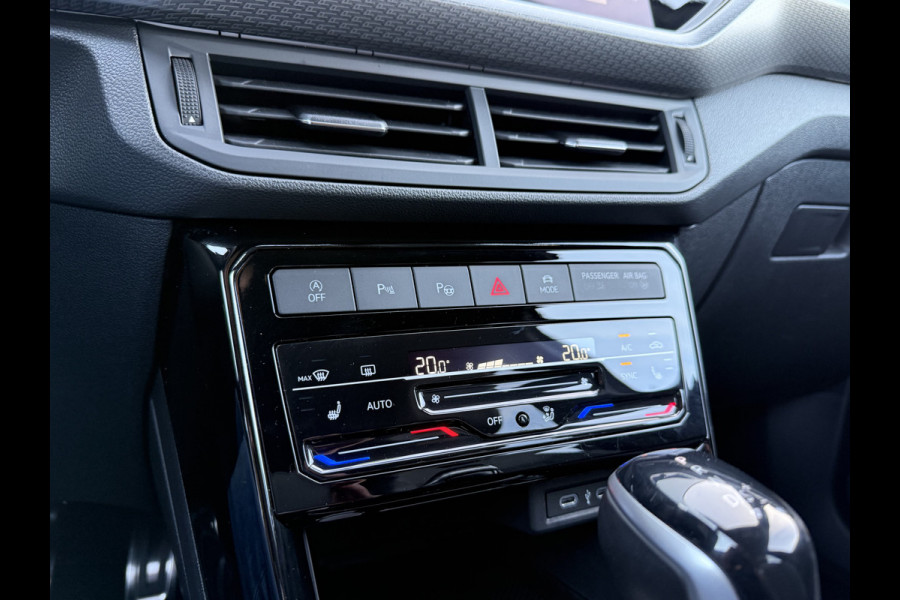 Volkswagen T-Cross 1.5 TSI 150pk DSG R-Line | Acc | Lane | Camera Volkswagen T-Cross 1.5 TSI 150pk DSG R-Line | Acc | Lane | Camera