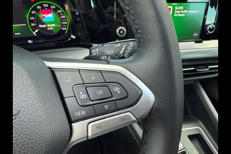 Volkswagen Golf 1.5 eTSI Style - Automaat - Pano/schuifdak - Navi - Camera - Org.NL