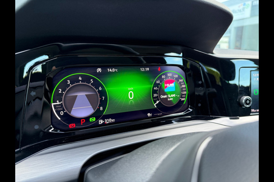 Volkswagen Golf 1.5 eTSI Style - Automaat - Pano/schuifdak - Navi - Camera - Org.NL