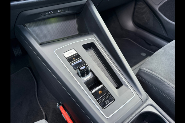 Volkswagen Golf 1.5 eTSI Style - Automaat - Pano/schuifdak - Navi - Camera - Org.NL