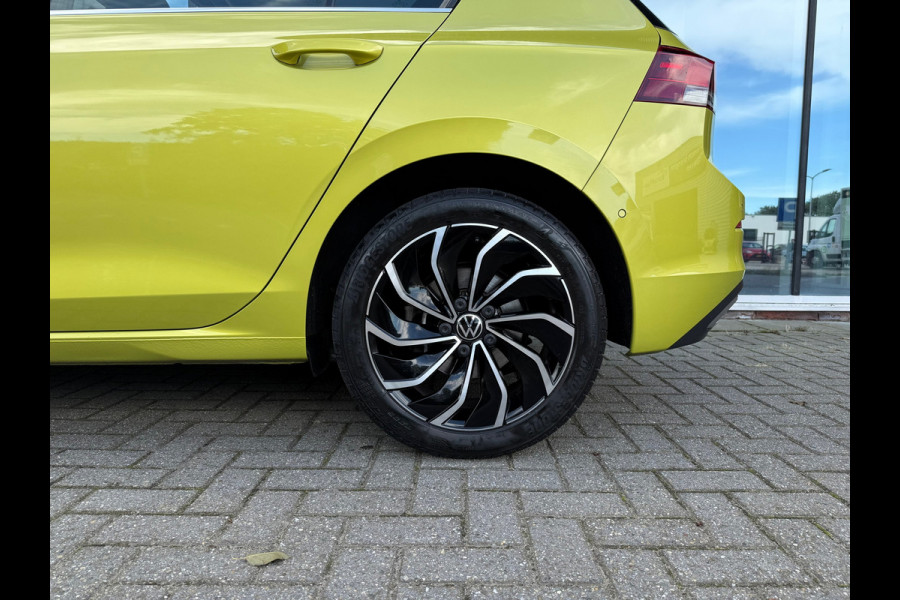 Volkswagen Golf 1.5 eTSI Style - Automaat - Pano/schuifdak - Navi - Camera - Org.NL