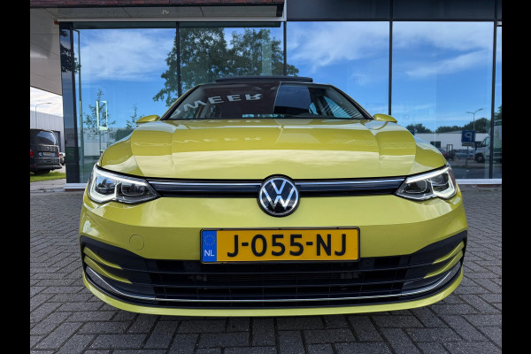 Volkswagen Golf 1.5 eTSI Style - Automaat - Pano/schuifdak - Navi - Camera - Org.NL