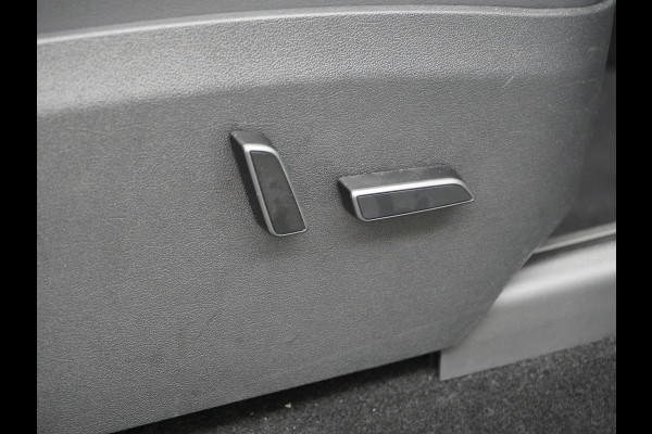 Tesla Model Y Long Range AWD 75kWh Warmtepomp  Autopilot FSD-Computer 3 Leder Pano-dak Elektr.Stuur+Stoel+Verwarmd Navi Ecc Premium Audio Keyl Camera's Elektr.AchterKlep Parkeer Assistent Sentry-Mode Privacyglas Bluetooth Dodehoek detector Connected services AMD-Ryzen Processor™ 1.600kg Trekvermogen Origineel Nederlandse Auto Garantie op Accu en Motor tot 20-01-2021 max. 192.000km