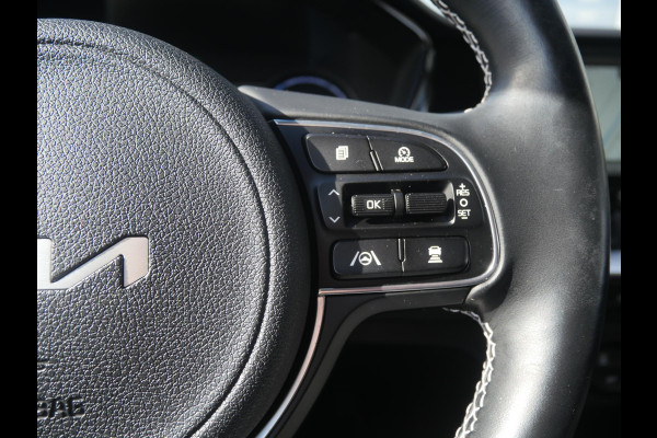Kia e-Niro Edition 64 kWh | Cruise | Clima | Camera | Carplay | Navi | Stoel-stuurverwarming |