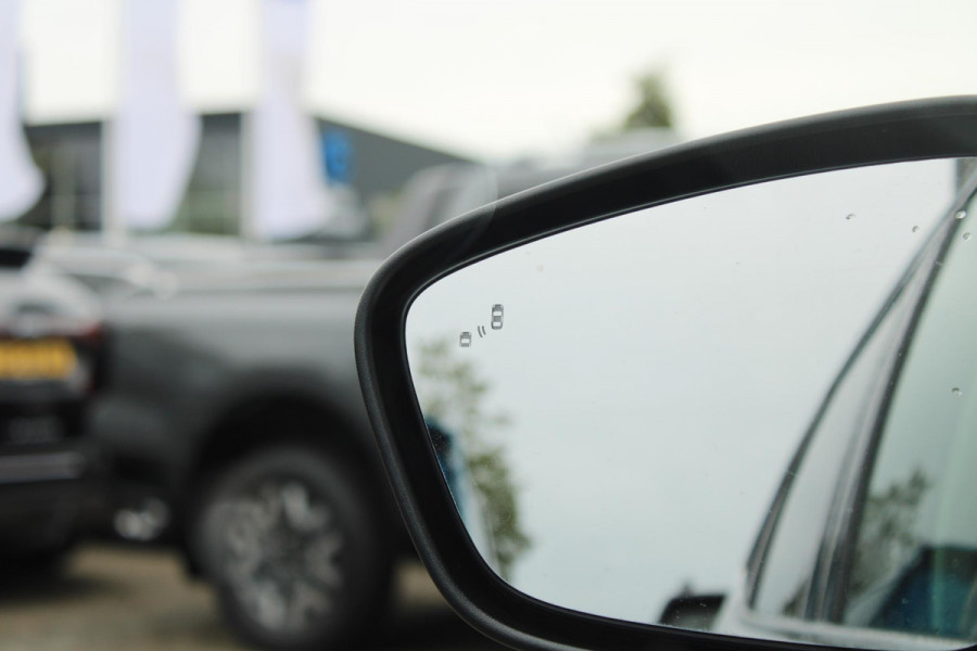Ford Kuga 2.5 PHEV Titanium X | Weg/Uitklapbare Trekhaak (Elektrisch bedienbaar) | Adaptive cruise control | Winter Pack | Half-leder | Bang&Olufsen | Elektrische achterklep