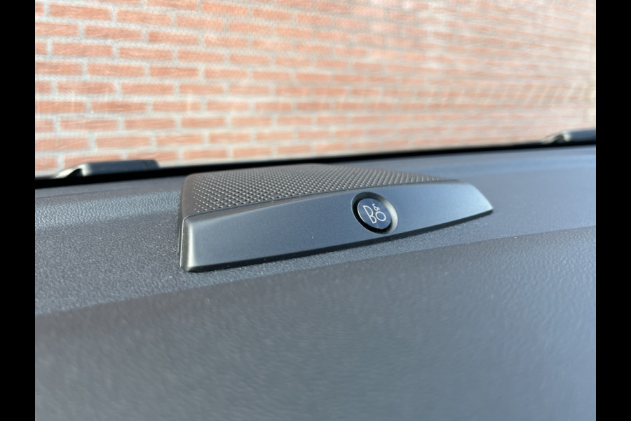 Ford Puma 1.0 EB Hyb ST-Line X Automaat | Panodak | Winterpack | Trekhaak Ford Puma 1.0 EB Hyb ST-Line X Automaat | Panodak | Winterpack | Trekhaak