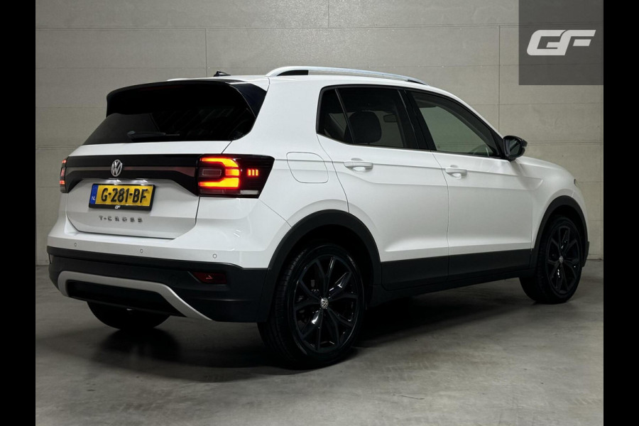 Volkswagen T-Cross 1.0 TSI Design Edition DSG Carplay ACC NAP Volkswagen T-Cross 1.0 TSI Design Edition DSG Carplay ACC NAP
