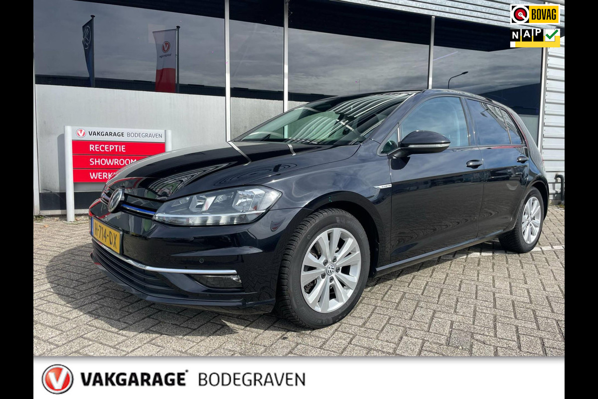 Volkswagen Golf 1.5 TSI Comfortline / CarPlay Volkswagen Golf 1.5 TSI Comfortline / CarPlay