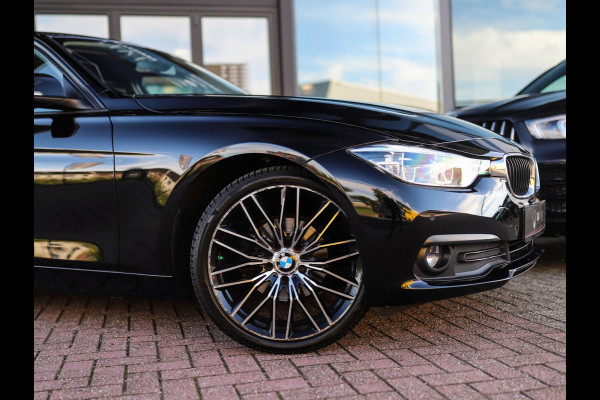 BMW 3 Serie Touring 318i Essential | BTW! | 19" LM | Leder | PDC | Stoelverw. | LED