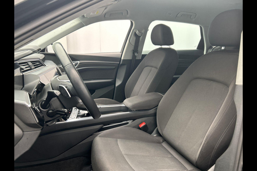 Audi e-tron E-tron 50 quattro Launch edition 71 kWh Origineel NL Virtual Audi e-tron E-tron 50 quattro Launch edition 71 kWh Origineel NL Virtual