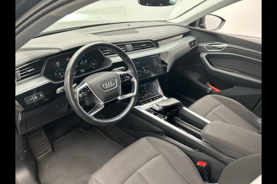 Audi e-tron E-tron 50 quattro Launch edition 71 kWh Origineel NL Virtual Audi e-tron E-tron 50 quattro Launch edition 71 kWh Origineel NL Virtual