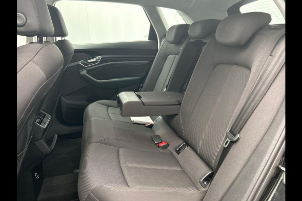 Audi e-tron E-tron 50 quattro Launch edition 71 kWh Origineel NL Virtual Audi e-tron E-tron 50 quattro Launch edition 71 kWh Origineel NL Virtual