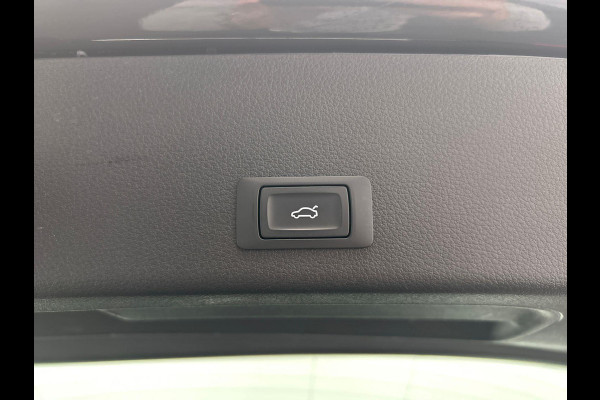 Audi e-tron E-tron 50 quattro Launch edition 71 kWh Origineel NL Virtual Audi e-tron E-tron 50 quattro Launch edition 71 kWh Origineel NL Virtual