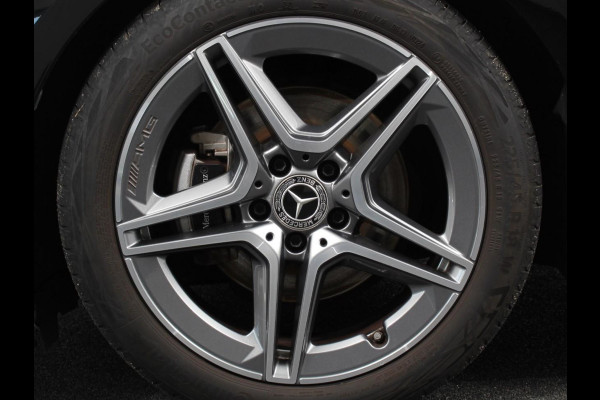 Mercedes-Benz A-Klasse 200 Automaat AMG Line | Navigatie | Climate control | Camera | Parkeer sensoren | Half Lederen Bekleding | Led  | Cruise Control adaptive | LM Velgen | Dab | Led
