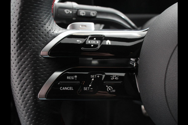 Mercedes-Benz A-Klasse 200 Automaat AMG Line | Navigatie | Climate control | Camera | Parkeer sensoren | Half Lederen Bekleding | Led  | Cruise Control adaptive | LM Velgen | Dab | Led