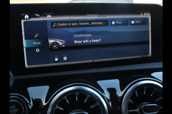 Mercedes-Benz A-Klasse 200 Automaat AMG Line | Navigatie | Climate control | Camera | Parkeer sensoren | Half Lederen Bekleding | Led  | Cruise Control adaptive | LM Velgen | Dab | Led