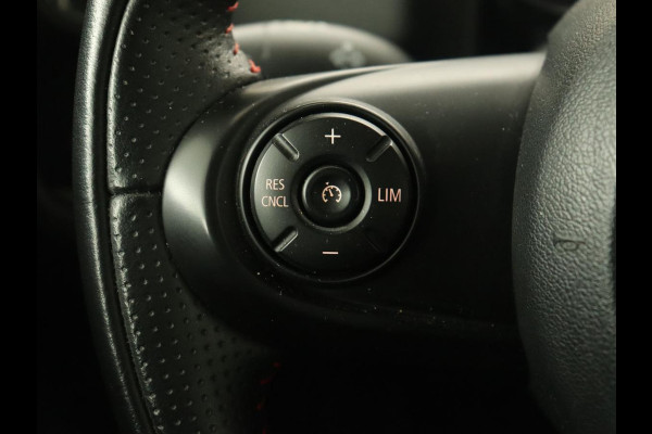 MINI Countryman 2.0 Cooper S E ALL4 | Carplay | Half leder | Navigatie | Cruise control | 19'' | Airco | Full LED | Digital Cockpit | Parkeerhulp | PHEV | Plug In