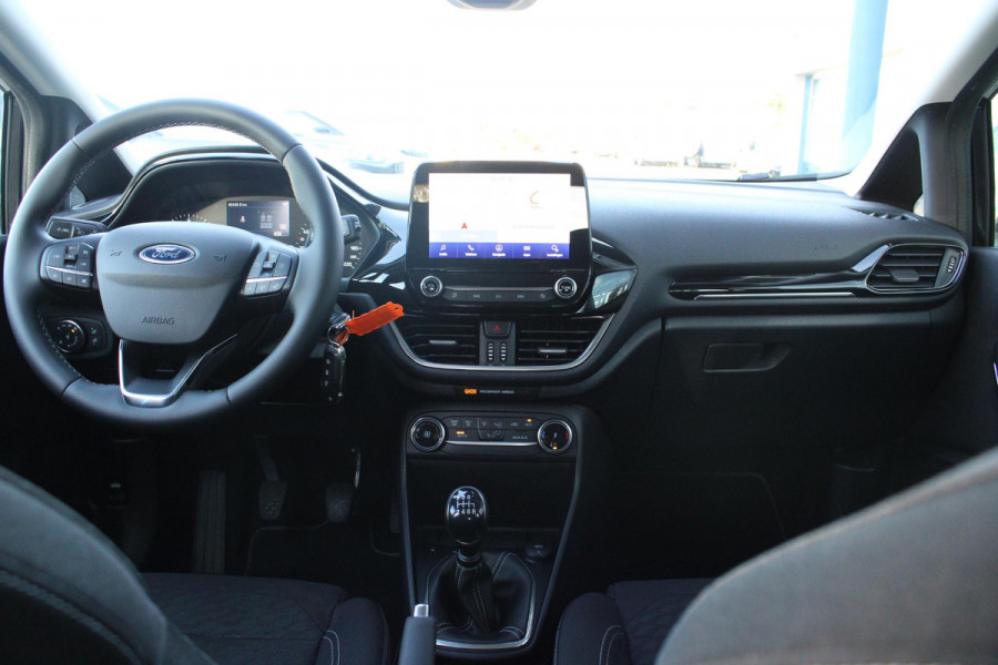 Ford Fiesta 1.0 EcoBoost Hybrid Titanium Bellen voor bezichtiging! | Cruise Control | Navigatie | Airco |