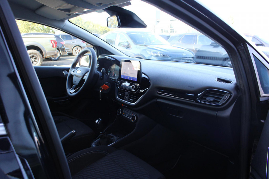 Ford Fiesta 1.0 EcoBoost Hybrid Titanium Bellen voor bezichtiging! | Cruise Control | Navigatie | Airco |