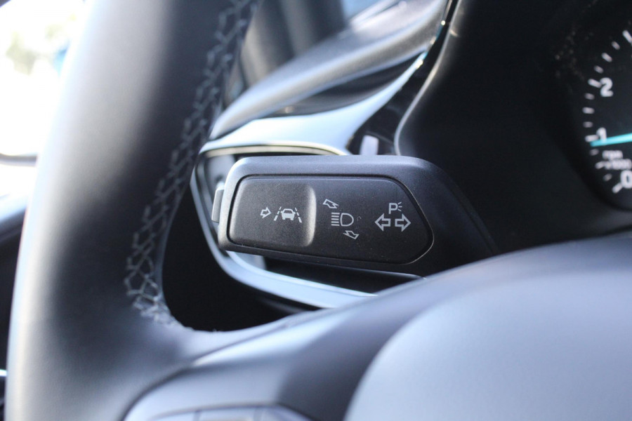 Ford Fiesta 1.0 EcoBoost Hybrid Titanium Bellen voor bezichtiging! | Cruise Control | Navigatie | Airco |