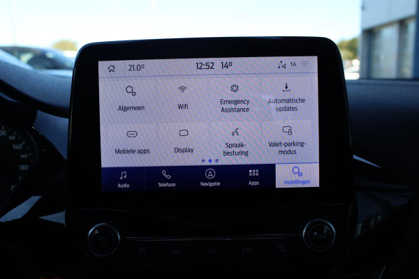 Ford Fiesta 1.0 EcoBoost Hybrid Titanium Bellen voor bezichtiging! | Cruise Control | Navigatie | Airco |