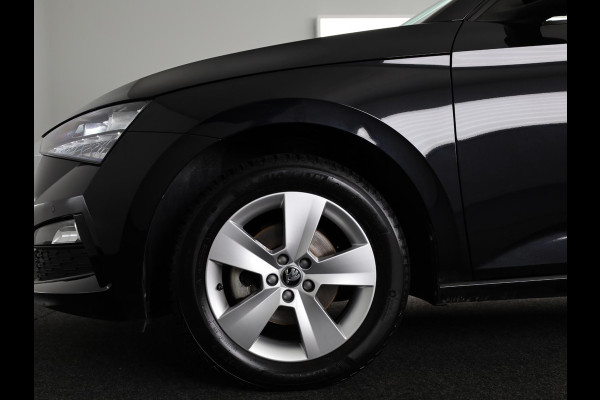 Škoda SCALA 1.0 TSI Sport Business 110pk Automaat | Navigatie via App | Parkeersensoren voor en achter | Cruise controle
