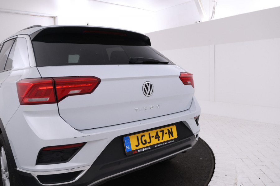 Volkswagen T-Roc 1.5 TSI Sport Automaat, Apple carplay, Panorama