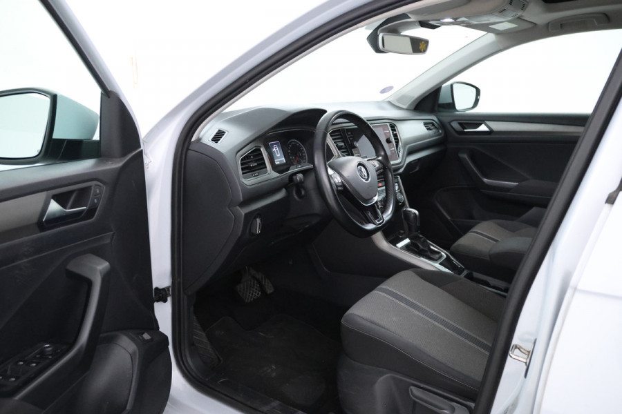 Volkswagen T-Roc 1.5 TSI Sport Automaat, Apple carplay, Panorama