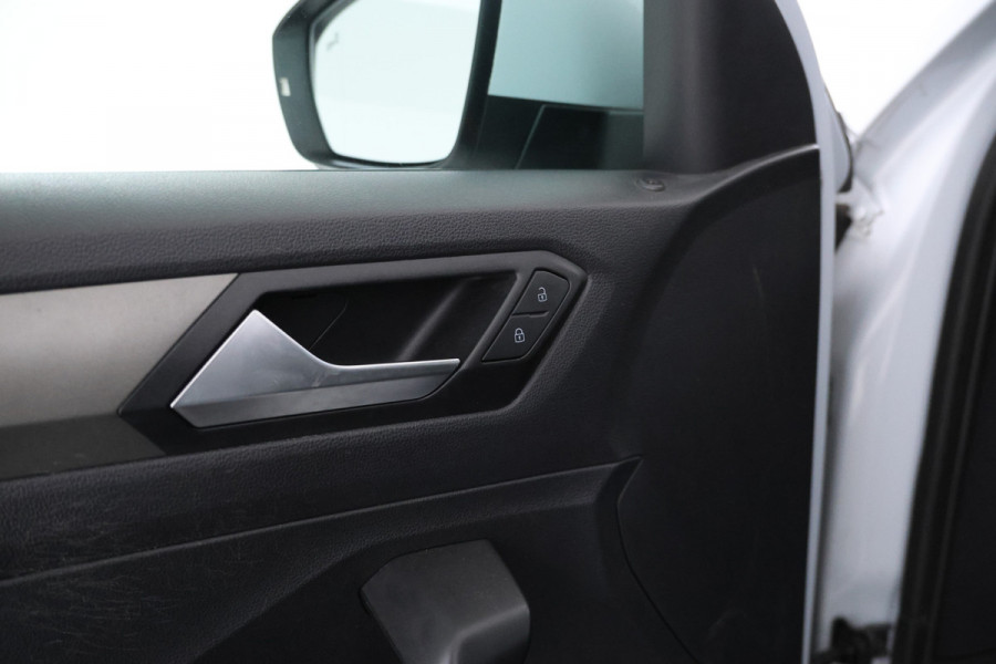 Volkswagen T-Roc 1.5 TSI Sport Automaat, Apple carplay, Panorama