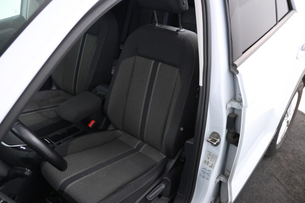 Volkswagen T-Roc 1.5 TSI Sport Automaat, Apple carplay, Panorama