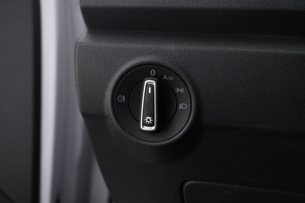 Volkswagen T-Roc 1.5 TSI Sport Automaat, Apple carplay, Panorama