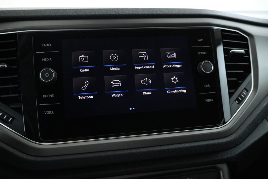 Volkswagen T-Roc 1.5 TSI Sport Automaat, Apple carplay, Panorama