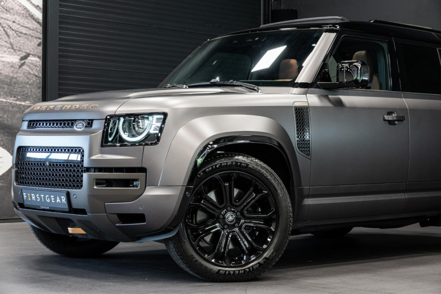 Land Rover Defender 110 4.4 P635 Octa Edition One *Meridian / Panorama / Wellness-seats / HUD / Surround-view / Soft-Close*
