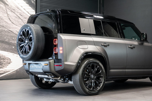 Land Rover Defender 110 4.4 P635 Octa Edition One *Meridian / Panorama / Wellness-seats / HUD / Surround-view / Soft-Close*