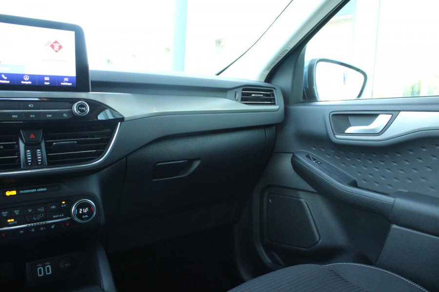 Ford Kuga 2.5 PHEV Titanium | Adaptive cruise control | Winter Pack | Head up Display | Dodehoeksensoren | Camera | 1.500 kg trekgewicht