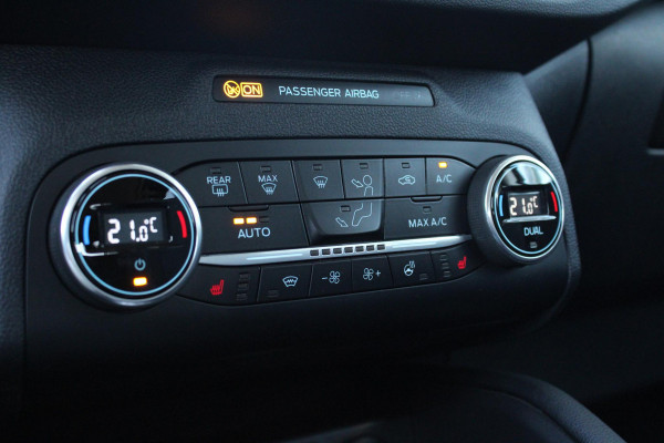 Ford Kuga 2.5 PHEV Titanium | Adaptive cruise control | Winter Pack | Head up Display | Dodehoeksensoren | Camera | 1.500 kg trekgewicht