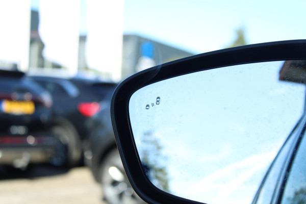 Ford Kuga 2.5 PHEV Titanium | Adaptive cruise control | Winter Pack | Head up Display | Dodehoeksensoren | Camera | 1.500 kg trekgewicht