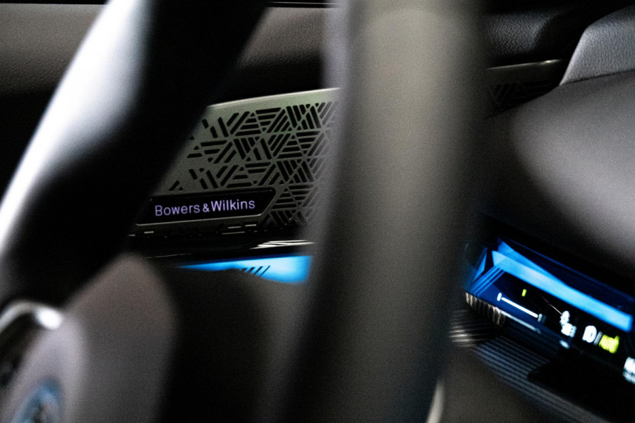 BMW 5 Serie 550e xDrive *M-Sport Pro / Bowers & Wilkins / HUD / Memory / Stoelventilatie*