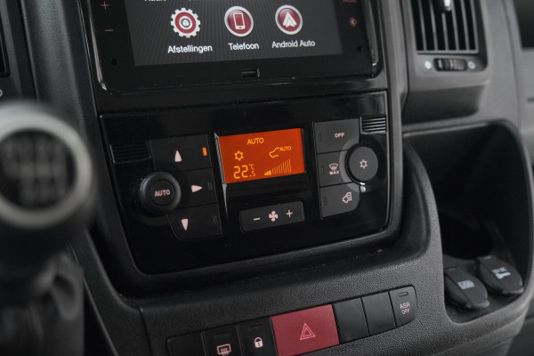 Citroën Jumper 2.2 BlueHDi 120 L2H2 3.0t | Trekhaak | Betimmering Laadruimte | Apple Carplay | Parkeersensoren