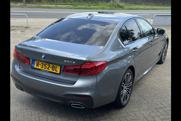 BMW 5 Serie 530e xDrive iPerformance High Executive M Pakket, 360 Camera, Harman Kardon, Navigatie . Een proefrit levert het bewijs. Neem contact op en we maken een afspraak!