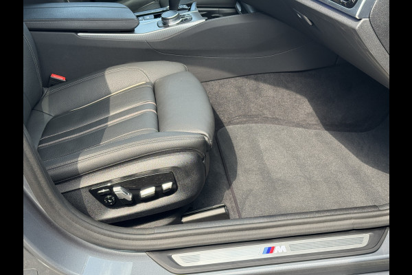 BMW 5 Serie 530e xDrive iPerformance High Executive M Pakket, 360 Camera, Harman Kardon, Navigatie . Een proefrit levert het bewijs. Neem contact op en we maken een afspraak!